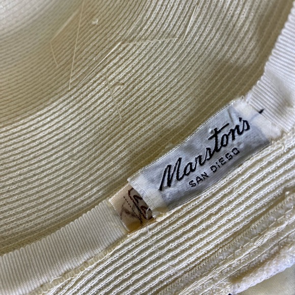 Vintage 1920s Cloche Hat White Marston’s San Diego RARE. 
Very good main image 7